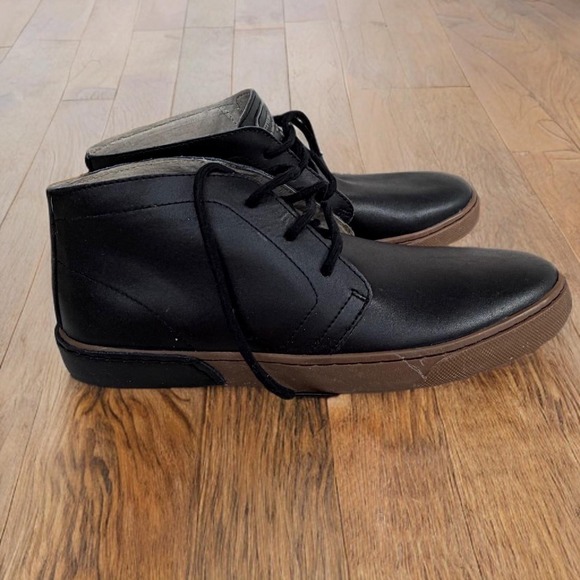 Steve Madden Upton Mens Black Leather Chukka Boots Gum Sole Mid Top Sneakers 8.5 - Picture 3 of 8